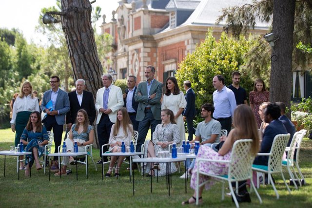 La princesa Elionor i la infanta Sofia en el taller de joves de la Fundació Princesa de Girona (FPdGi) 