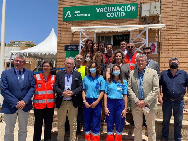 Punto de vacunación covid-19 en el puerto de Almería para la OPE