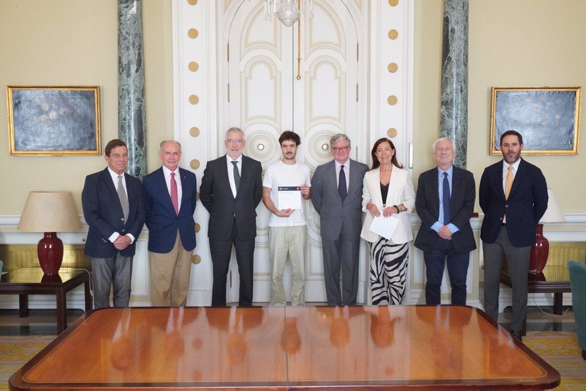 Fundación Arquia and Real Academia de Bellas Artes de San Fernando award the Research Grant to Pablo Paradinas