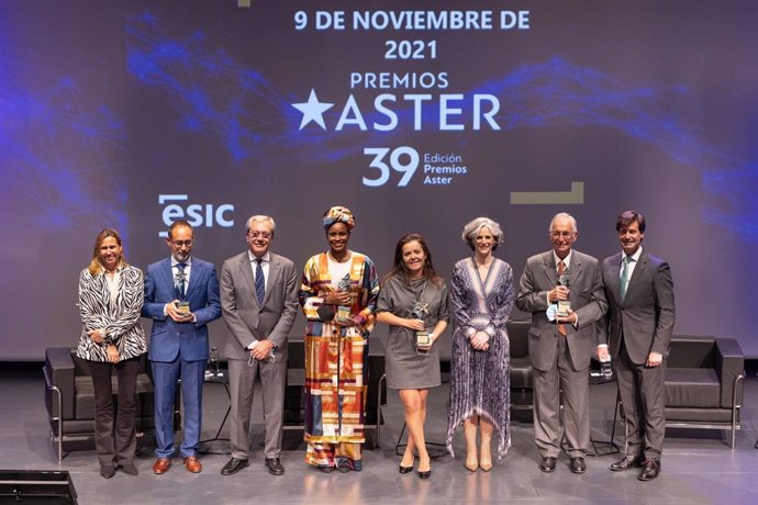 Archivo - Premiados de la edición de los Premios Aster de Andalucía Occidental de 2021.