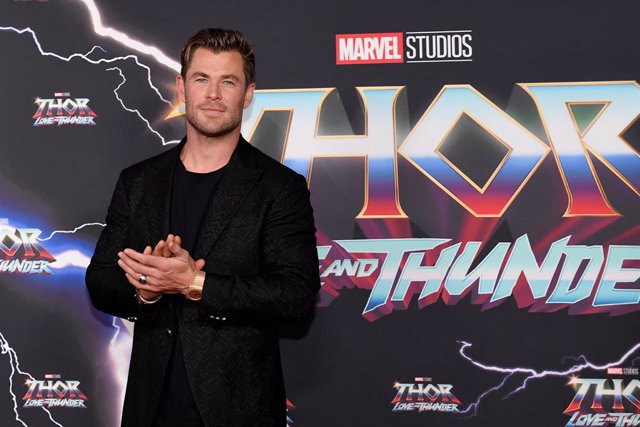 Chris Hemsworth attends the red carpet ahead of an Australian screening of Thor: Love and Thunder at Hoyts Cinema in Sydney, Monday, June 27, 2022. (AAP Image/Bianca De Marchi) NO ARCHIVING