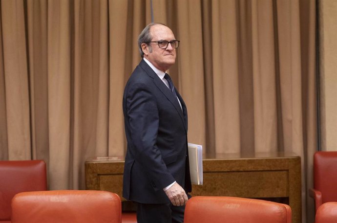 El Defensor del Pueblo, Ángel Gabilondo, en el Congreso de los Diputados.