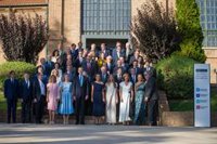 Los Reyes, la Princesa y la Infanta, en la entrega de los Premios FPdGi en Cornellà (Barcelona)