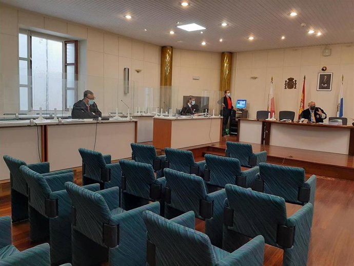 Juicio al exconcojal de Reinosa Julio García acusado de malversación, en la Sección Tercera de la Audiencia Provincial