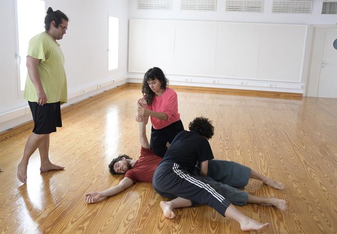 El Espai LaGranja presenta las prácticas abiertas de los laboratorios de investigación escénica que ha desarrollado