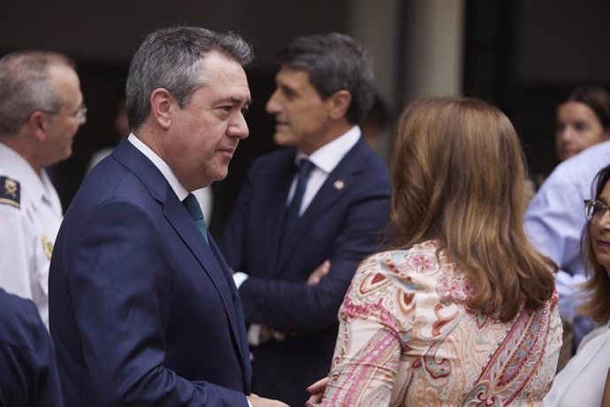 El secretario general del PSOE en Andalucía, Juan Espadas, durante el acto institucional del Parlamento andaluz en conmemoración del nacimiento de Blas Infante en el Parlamento de Andalucía, a 5 de julio de 2022 en Sevilla (Andalucía, España)