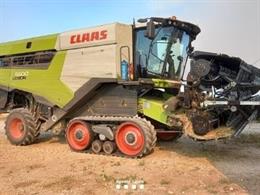 Una mquina recollectora de cereal