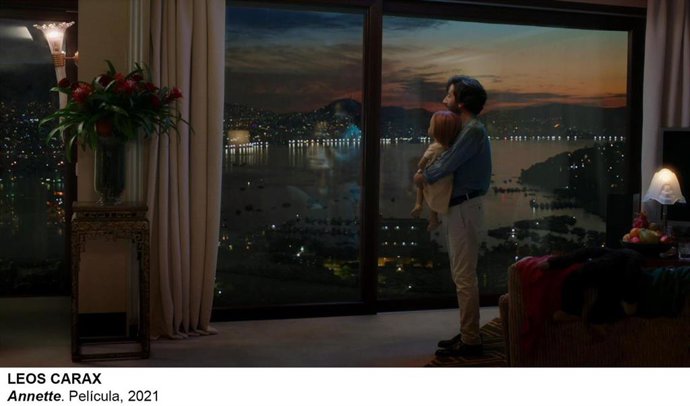 El mundo es la escena: ¡musicales!', combina el cine más lúdico y festivo con títulos más rupturistas, y la proyección de películas como Annette, Cabaret, Bailar en la oscuridad o Melodías de Broadway