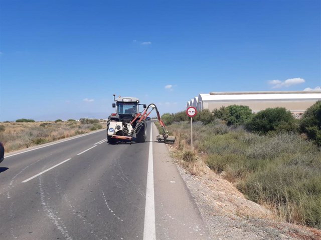 Obras en la carretera a Cabo de Gata, en Almería