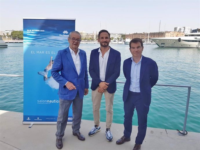 El presidente del salón, Luis Conde; el director del salón, Josep Antoni Llopart, y el secretario general de Anen, Carlos Sanlorenzo