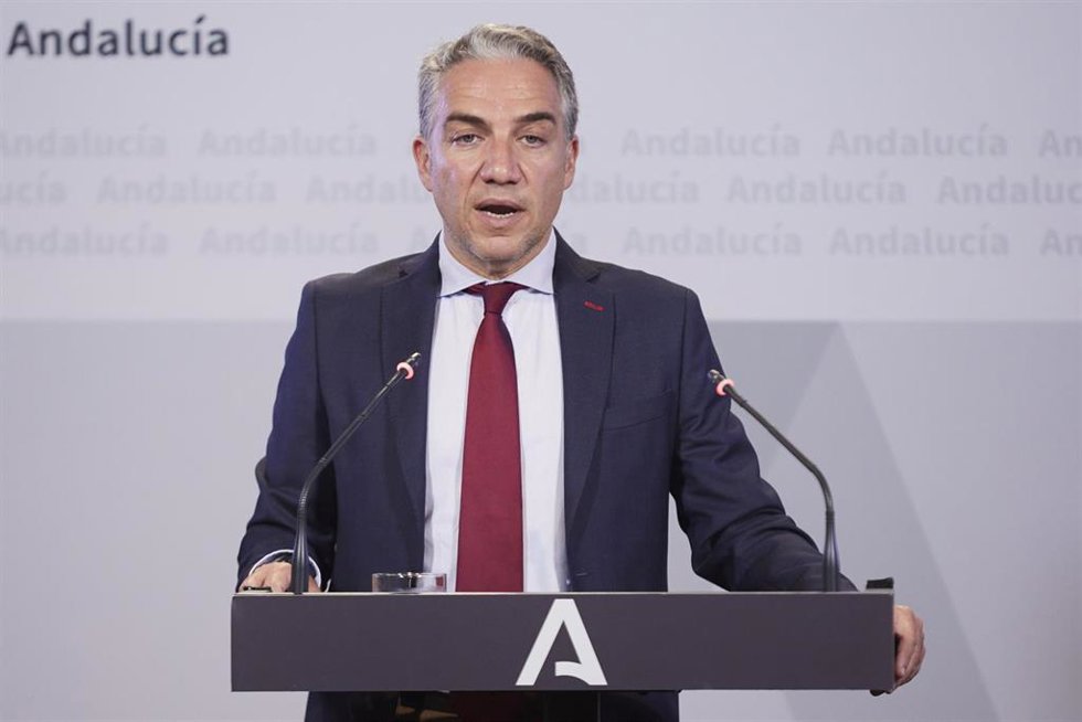 El consejero de la Presidencia en funciones, Elías Bendodo, este martes en la rueda de prensa tras el Consejo de Gobierno.