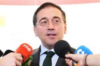 Albares reivindica la inversión en defensa para dotar a España de una "industria potente y autónoma"