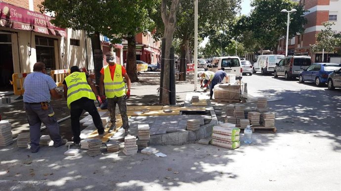 Archivo - Obras de mejora en el barrio del Rafal Nou.