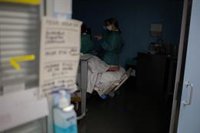 Cvirus.- Suben un 21% los hospitalizados por Covid en la última semana, un 16% en las UCIs y se registran 353 muertos
