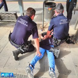 Detención practicada por la Policía Local de Granada.