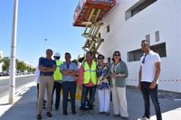 Las obras de rehabilitación de las viviendas de la plaza Piletas de Punta Umbría (Huelva) marchan "a buen ritmo"