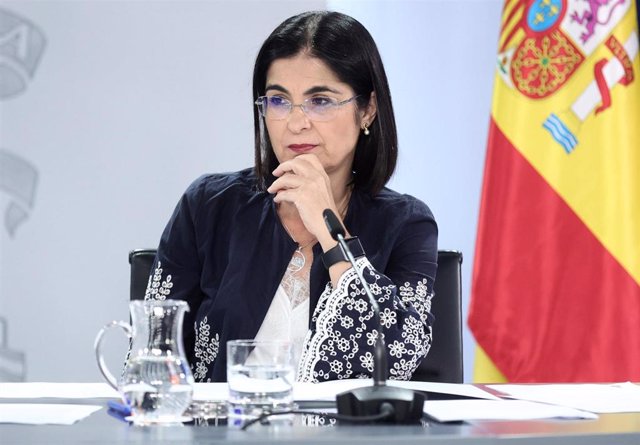 La ministra de Sanidad, Carolina Darias, en una rueda de prensa, posterior al Consejo de Ministros, en el Complejo de la Moncloa, a 5 de julio de 2022, en Madrid (España). Durante el Consejo de Ministros, el Gobierno ha aprobado la estabilización de profe
