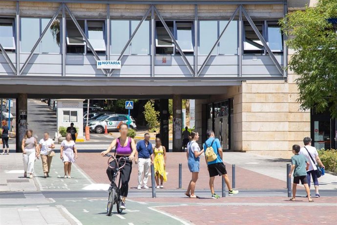 Vecinos de la localidad de Mairena del Aljarafe.
