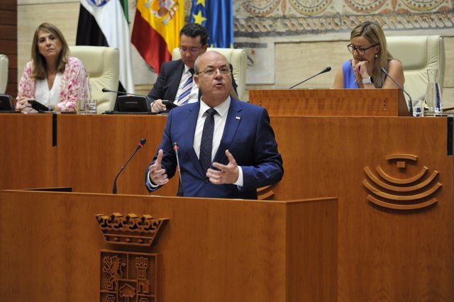 El presidente del Grupo Popular en la Asamblea de Extremadura, José Antonio Monago, en el Debate sobre el Estado de la Región 2022