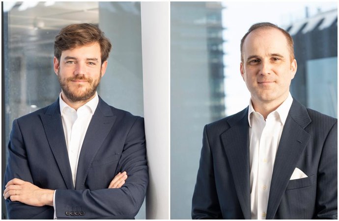 Archivo - Mariano Echeguren (dhca) y Jaime Hernández de la Peña (izq), Miraltabank.