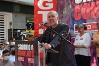 CCOO y UGT se niegan a renunciar a una subida salarial y advierten de un otoño tenso