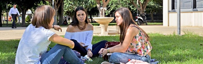 Estudiantes universitarias