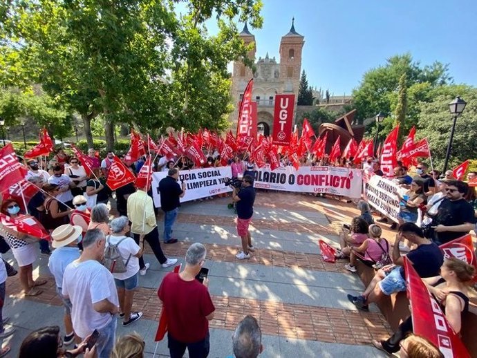 Movilizaciones de CCOO y UGT en Toledo para exigir subidas salariales.