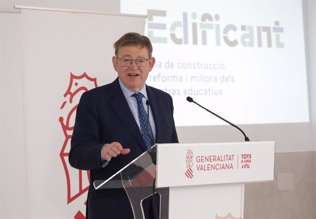 El president de la Generalitat, Ximo puig, en la presentación del Plan Edificant