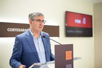 Guillén (PSOE) acusa al PP de "utilizar una estrategia de desprestigio" de la sanidad y los servicios sociales