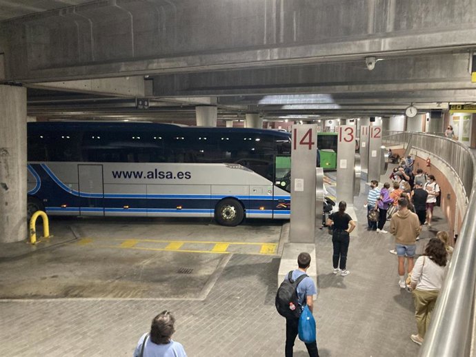 Archivo - Estación de autobuses de Torrelavega