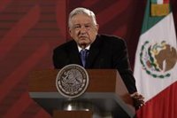 López Obrador coincide con el clero en apelar al narco para que deje las armas, pero descarta negociar