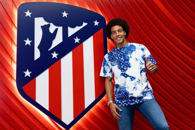 El jugador belga Axel Witsel ficha por el Atlético de Madrid por una temporada.