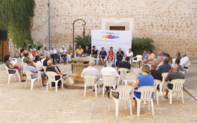 Más de 40 personas asisten en Raixa al Consejo de Participación de la Serra de Tramuntana.
