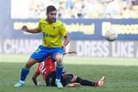 El Cádiz ficha al central Víctor Chust tras su cesión procedente del Real Madrid