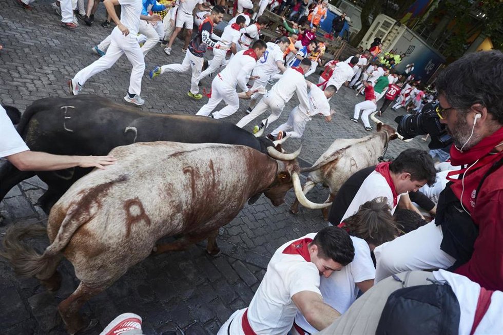 Primer encierro de los Sanfermines de 2022, con toros de Núñez del Cuvillo.