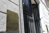 La CNMC multa con 203,6 millones a las principales constructoras españolas por alterar licitaciones públicas