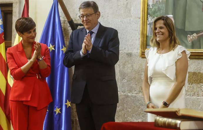 Toma de posesión de la nueva delegada del Gobierno, Pilar Bernabé