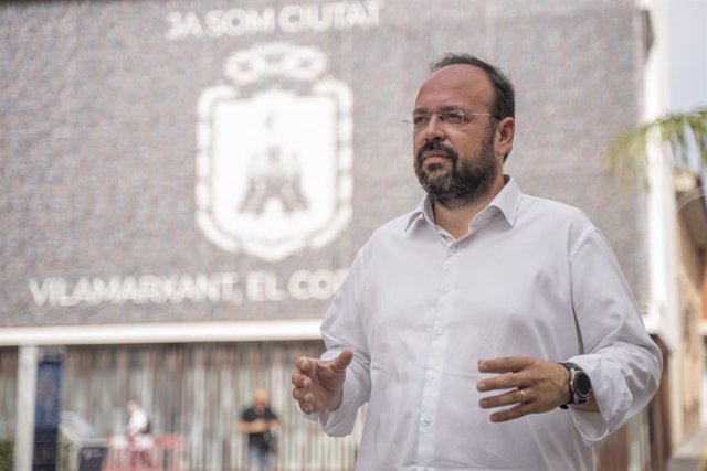 L'alcalde de Vilamarxant demana una línia de metro circular