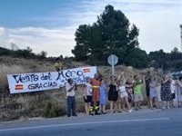 "Gracias a todos los efectivos": el agradecimiento de los vecinos de Venta del Moro a los medios de extinción