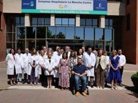 Darias reitera el compromiso del Gobierno en la lucha contra la ELA