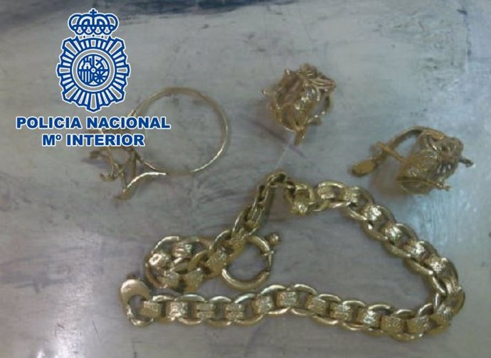 Joyas recuperadas por la Policía Nacional.