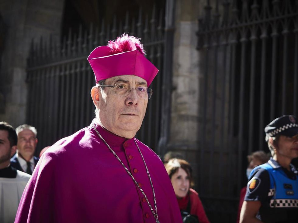 El arzobispo de Pamplona, Francisco Pérez
