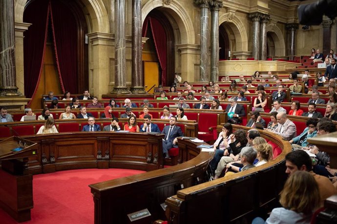 Pleno del Parlament del 6 de julio de 2022.