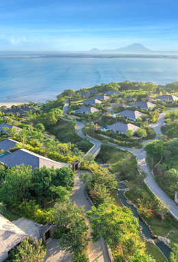 Experience a blissful escapade with your loved one at ultra-luxury resort in Bali.