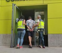 Detenido en Cartagena (Murcia) un presunto atracador por robar a punta de navaja a cuatro personas