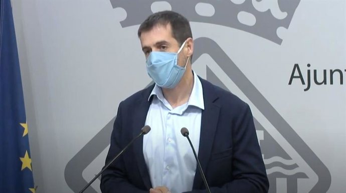 Archivo - El regidor de Hacienda del Ayuntamiento de Palma, Adrián García, en rueda de prensa