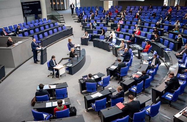 Archivo - El Parlamento de Alemania durante una sesión plenaria.