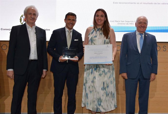 Reconocimiento al servicio de Enfermería del centro de salud Olivar de Quinto, en Dos Hermanas.