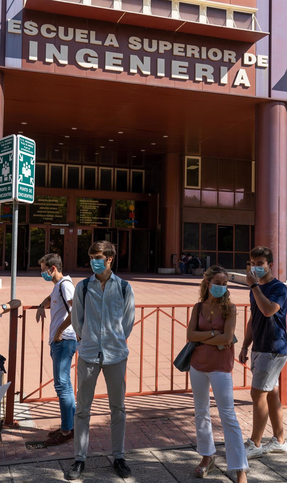 Archivo - La Escuela de Ingenieros es uno de los centros de la US con más proyectos que obtienen financiación del Estado.
