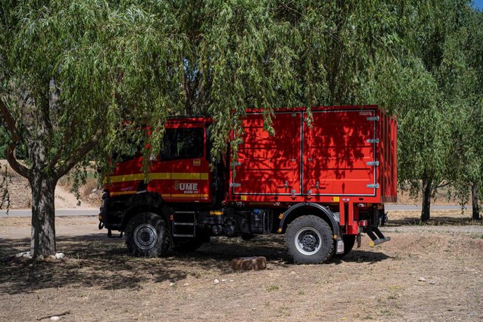 Un camión de bomberos en Artesa de Segre, a 19 de junio de 2022, en Artesa de Segre, Lleida, Cataluña (España). 